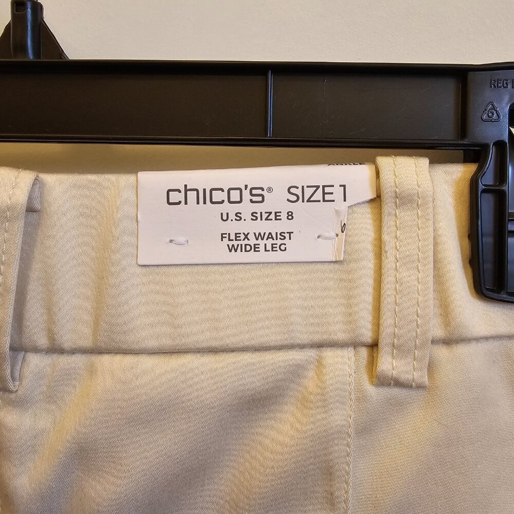 Chico's Cotton Blend Wide Leg Crops, Size 1 (US 8R), Natural Cream, NWOT - Picture 4 of 9